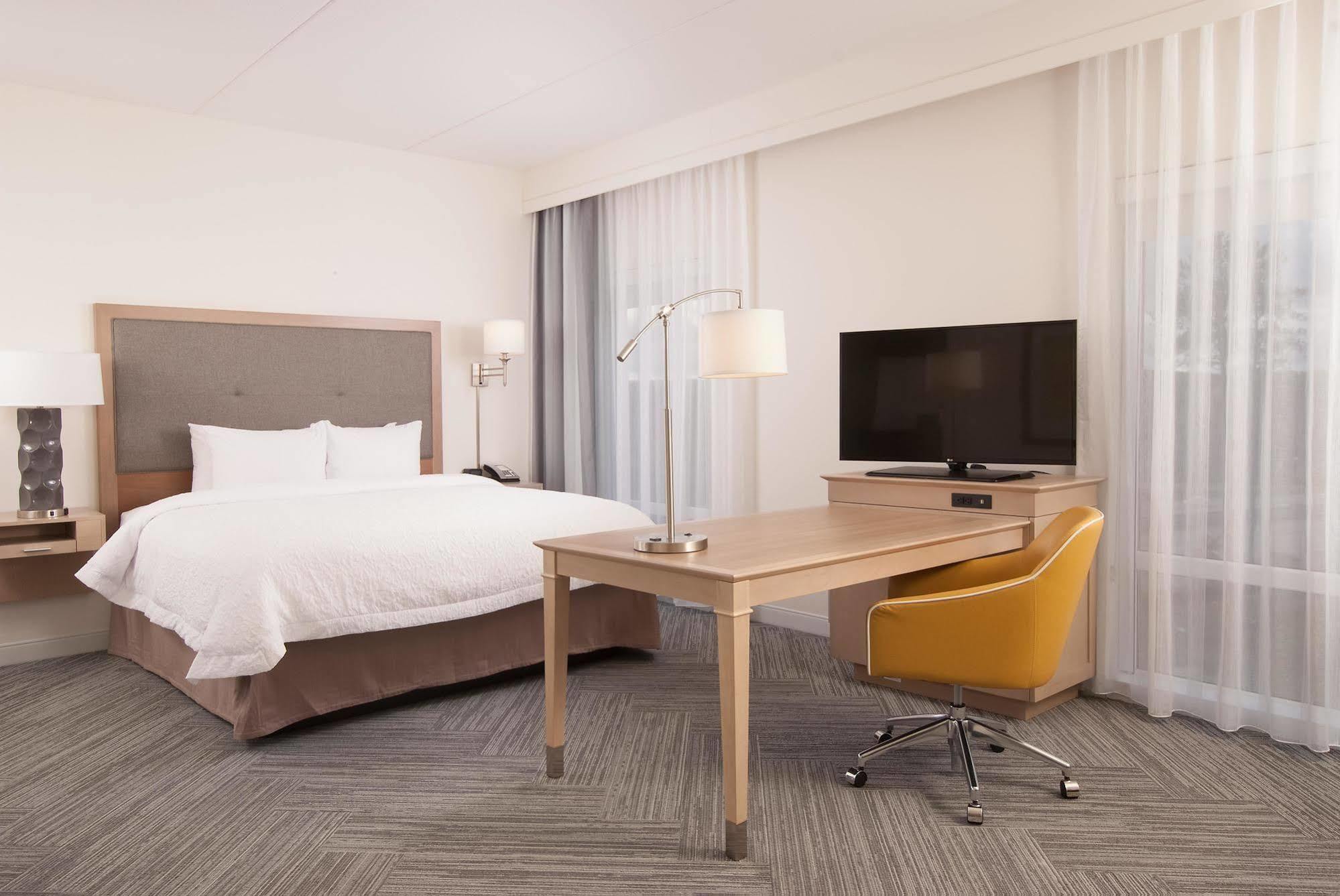 Hampton & By Hilton Augusta-washington Rd